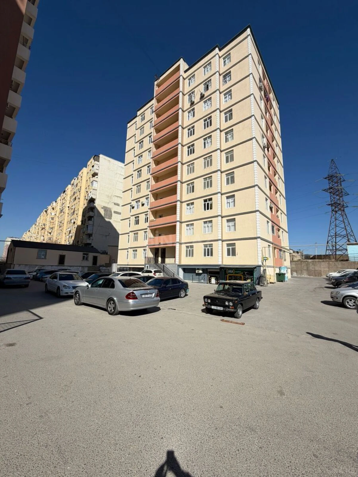 Satılır 3 otaqlı mənzil 80 m²