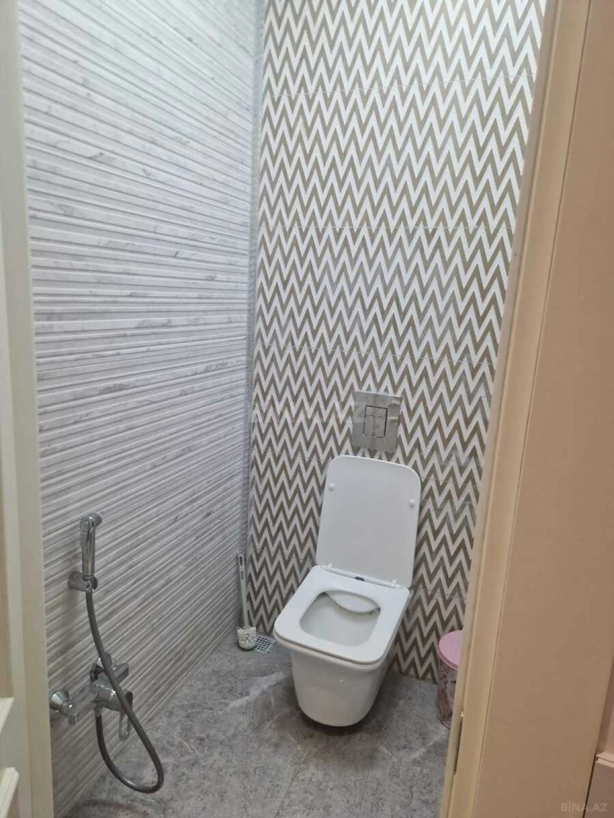 Kirayə verilir 2 otaqlı mənzil 112 m²