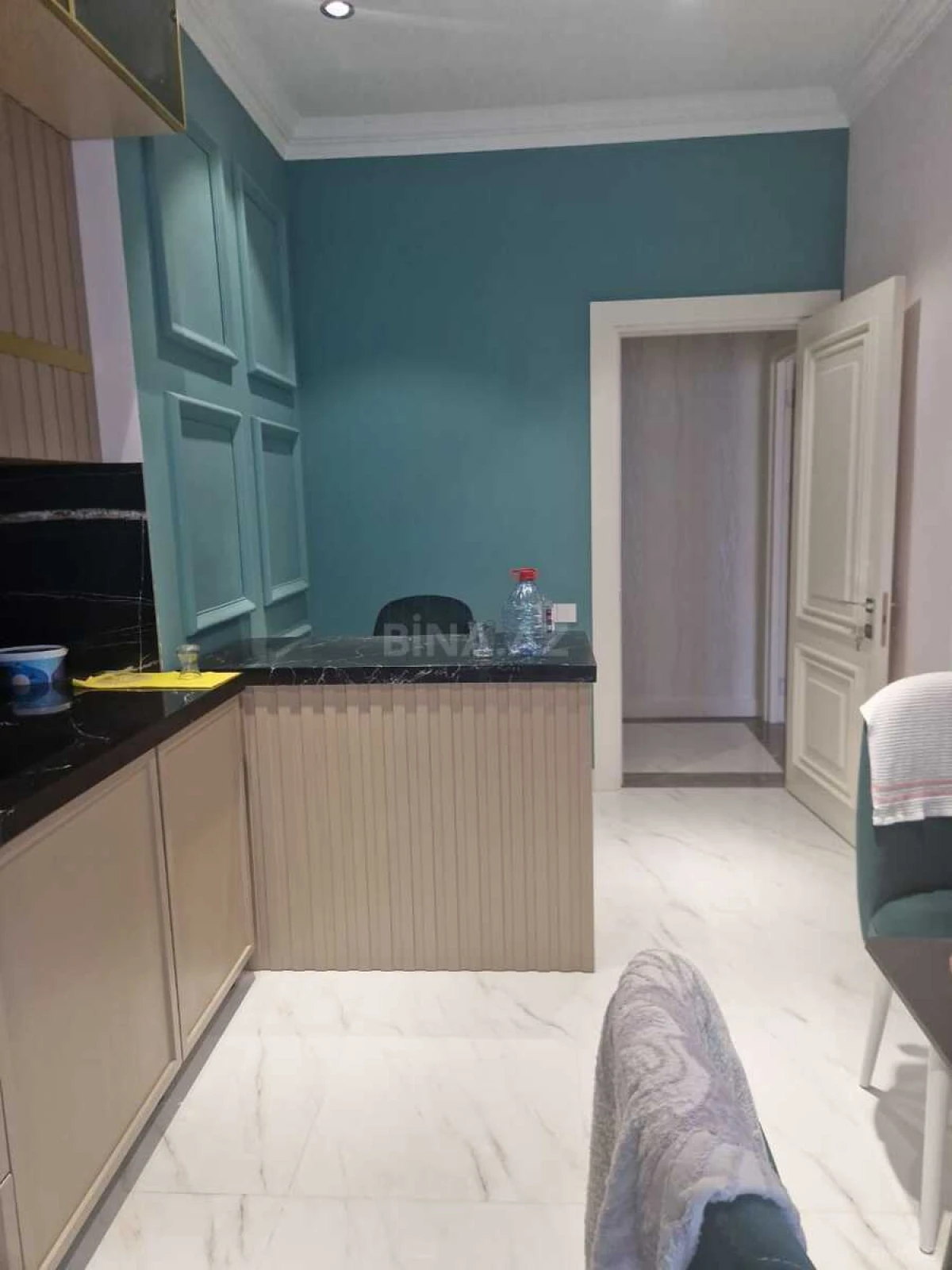 Kirayə verilir 2 otaqlı mənzil 112 m²