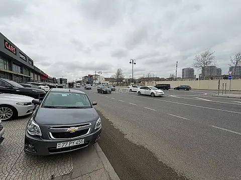 Kirayə verilir obyekt 300 m²