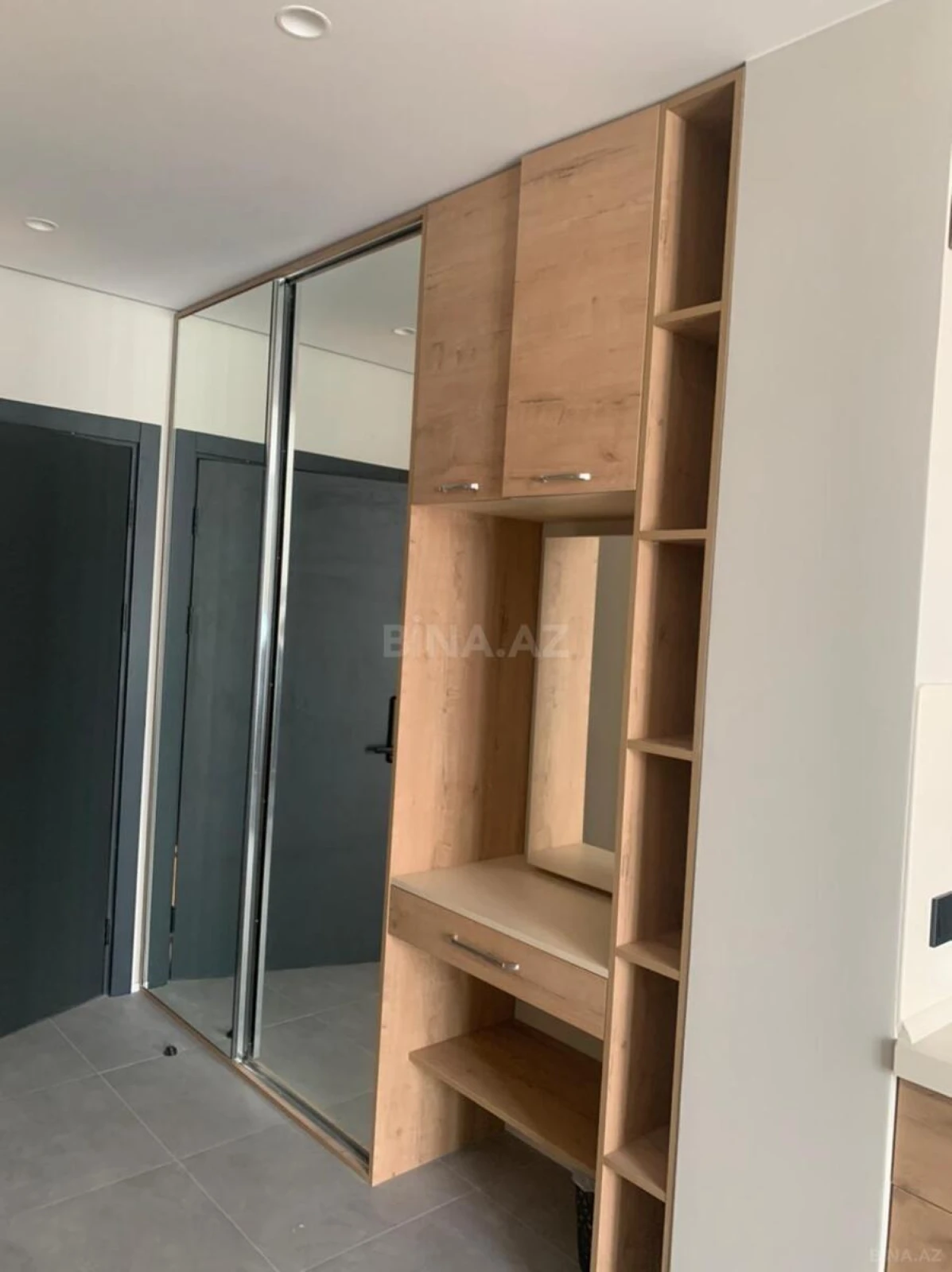 Kirayə verilir 1 otaqlı mənzil 55 m²