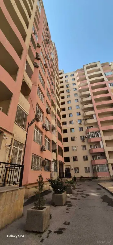 Kirayə verilir 3 otaqlı mənzil 135 m²