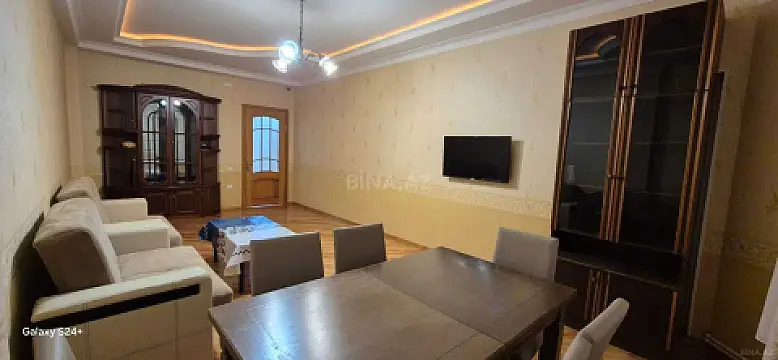 Kirayə verilir 3 otaqlı mənzil 135 m²