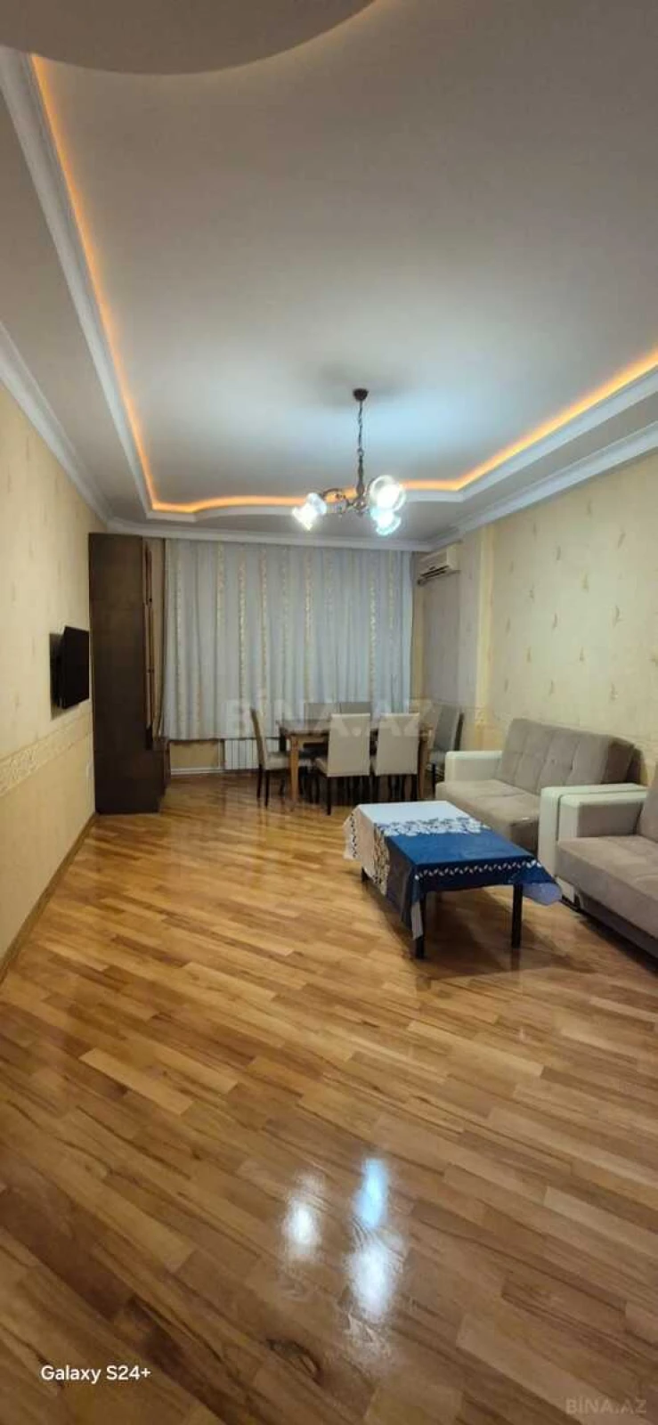 Kirayə verilir 3 otaqlı mənzil 135 m²