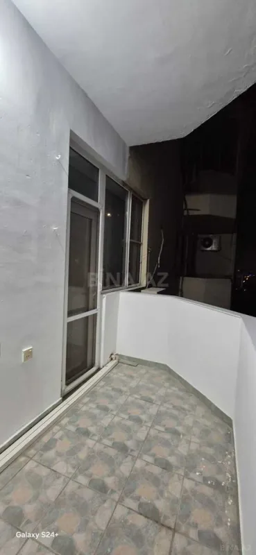 Kirayə verilir 3 otaqlı mənzil 135 m²