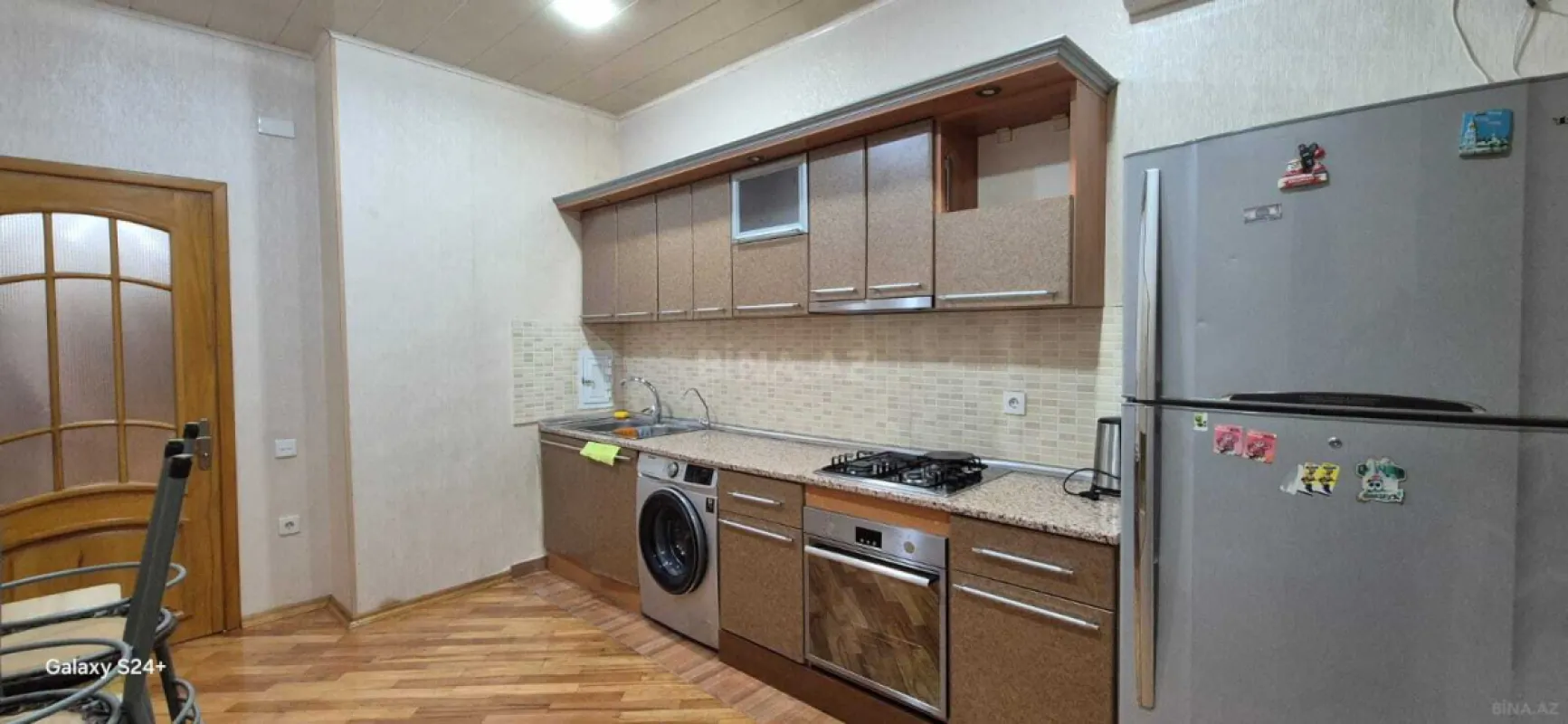 Kirayə verilir 3 otaqlı mənzil 135 m²