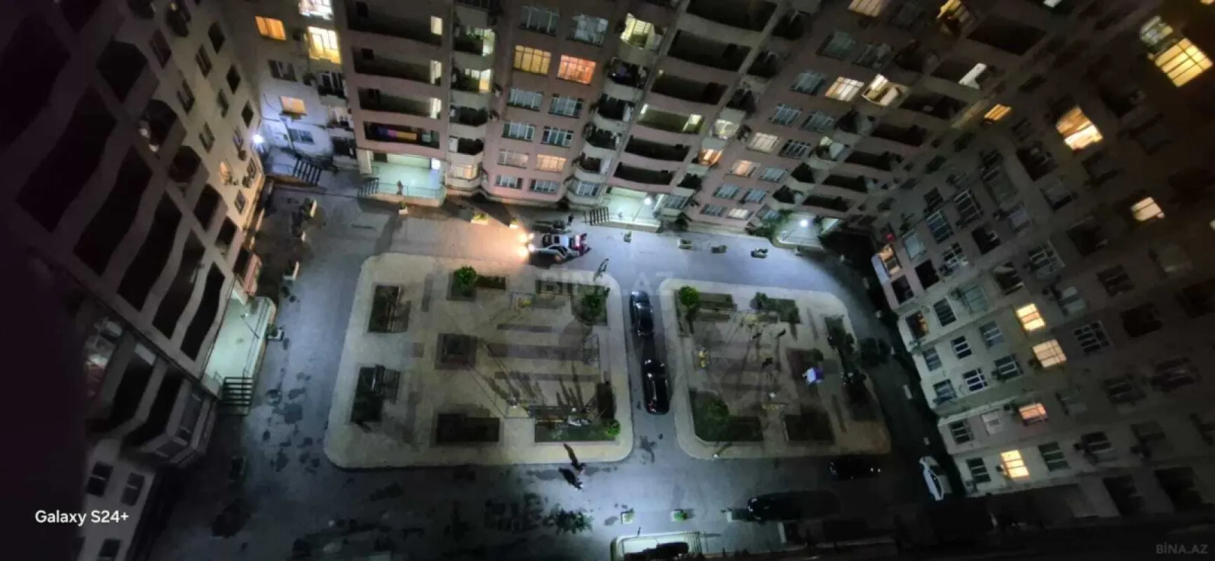 Kirayə verilir 3 otaqlı mənzil 135 m²