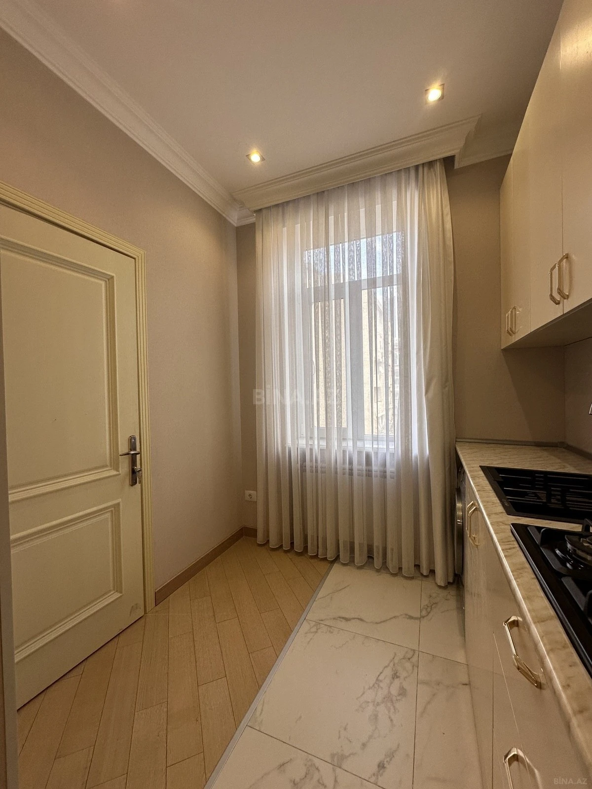 Satılır 2 otaqlı mənzil 45 m²