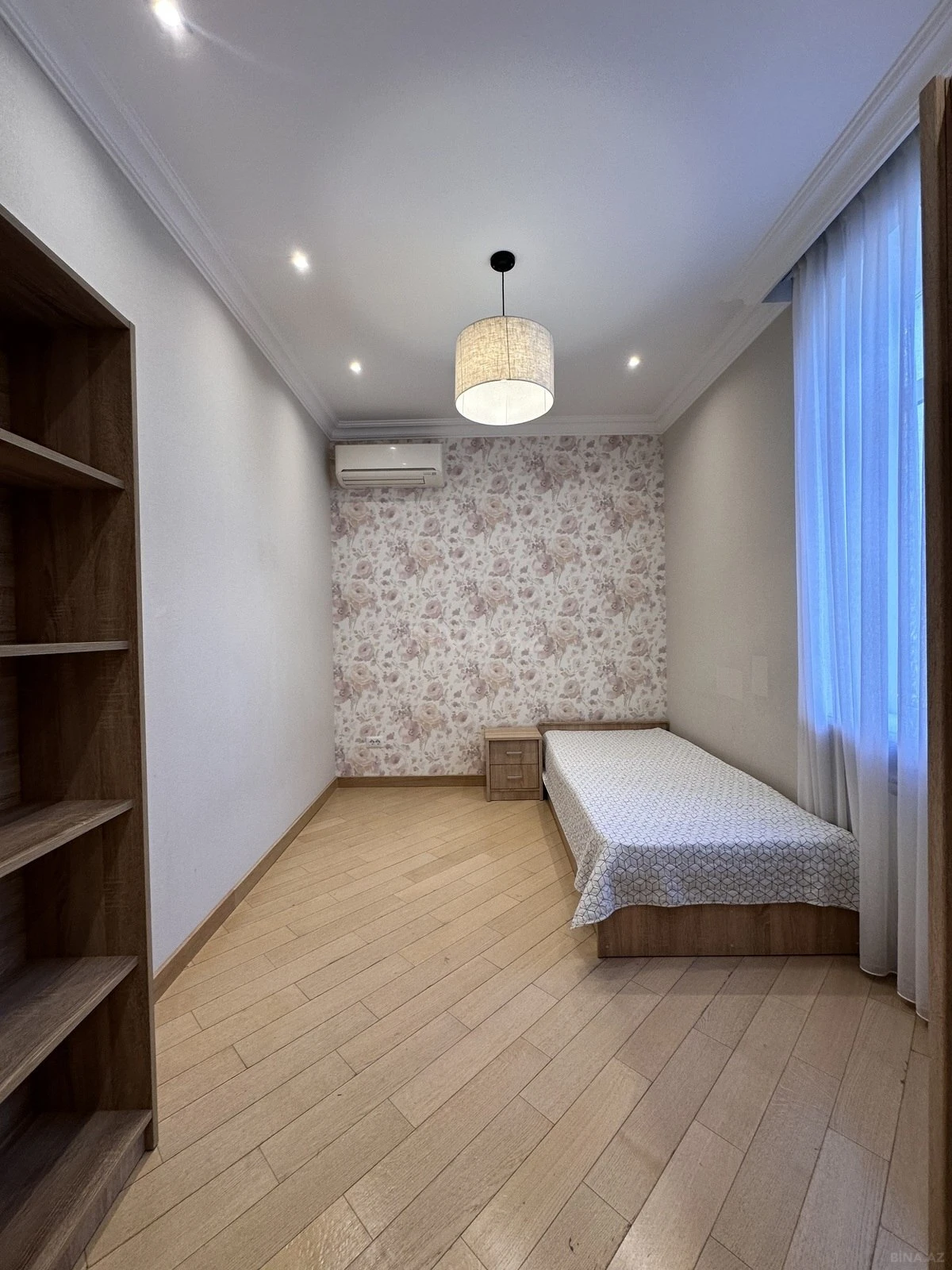 Satılır 2 otaqlı mənzil 45 m²