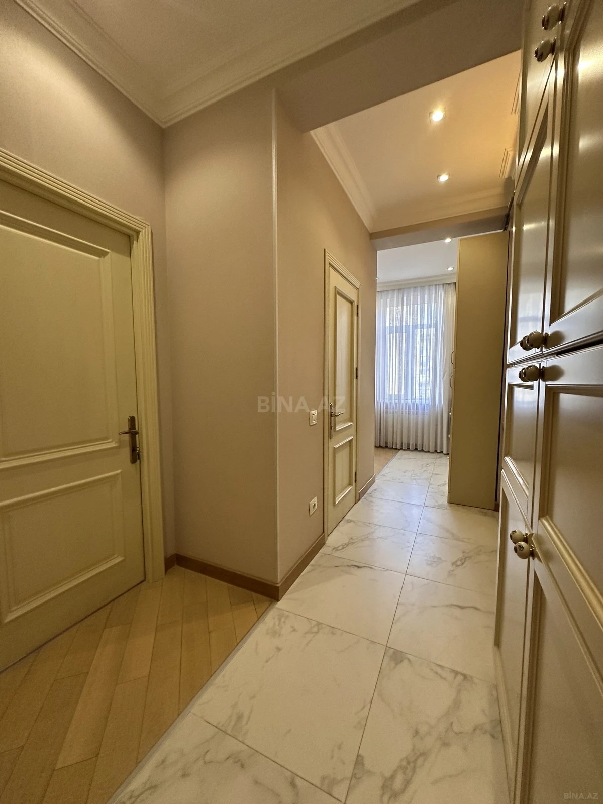 Satılır 2 otaqlı mənzil 45 m²