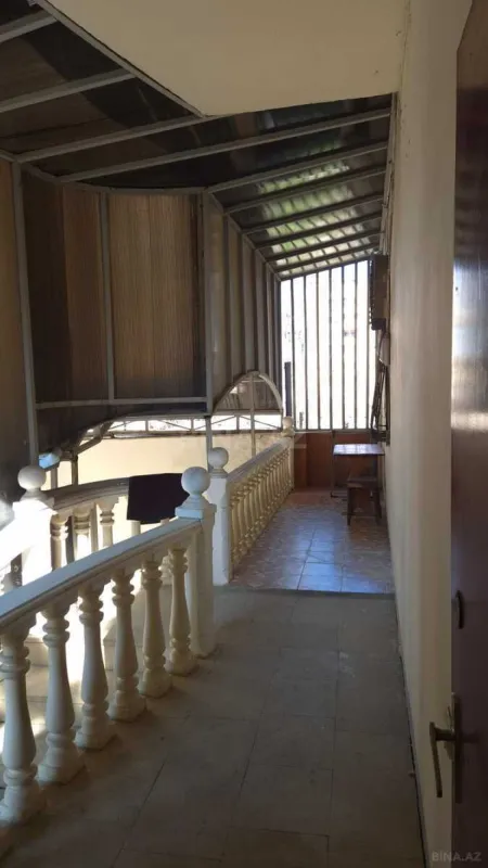 Kirayə verilir 6 otaqlı həyət evi 250 m²