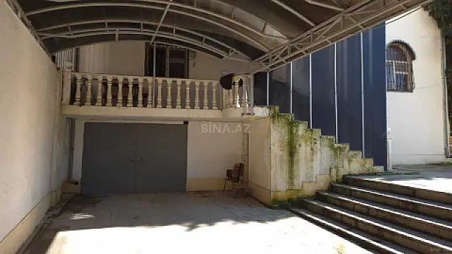 Kirayə verilir 6 otaqlı həyət evi 250 m² — Bakı, Bakıxanov 6 otaq 250.00 m²