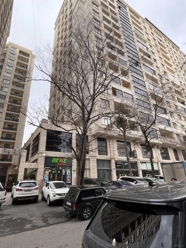 Satılır 1 otaqlı mənzil 62 m²