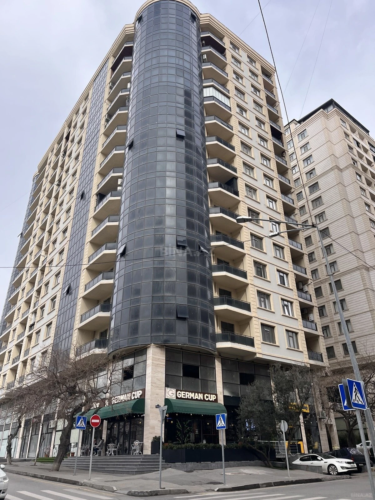 Satılır 1 otaqlı mənzil 62 m²
