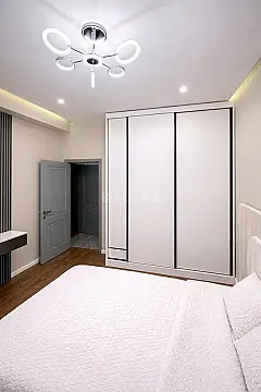 Satılır 2 otaqlı mənzil 70 m²