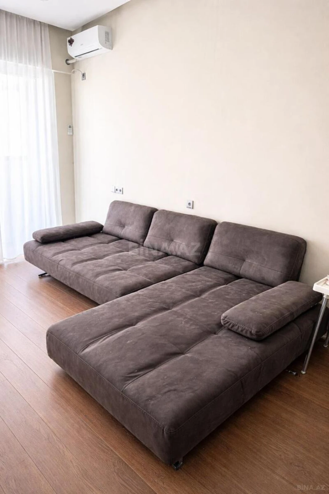 Satılır 2 otaqlı mənzil 70 m²