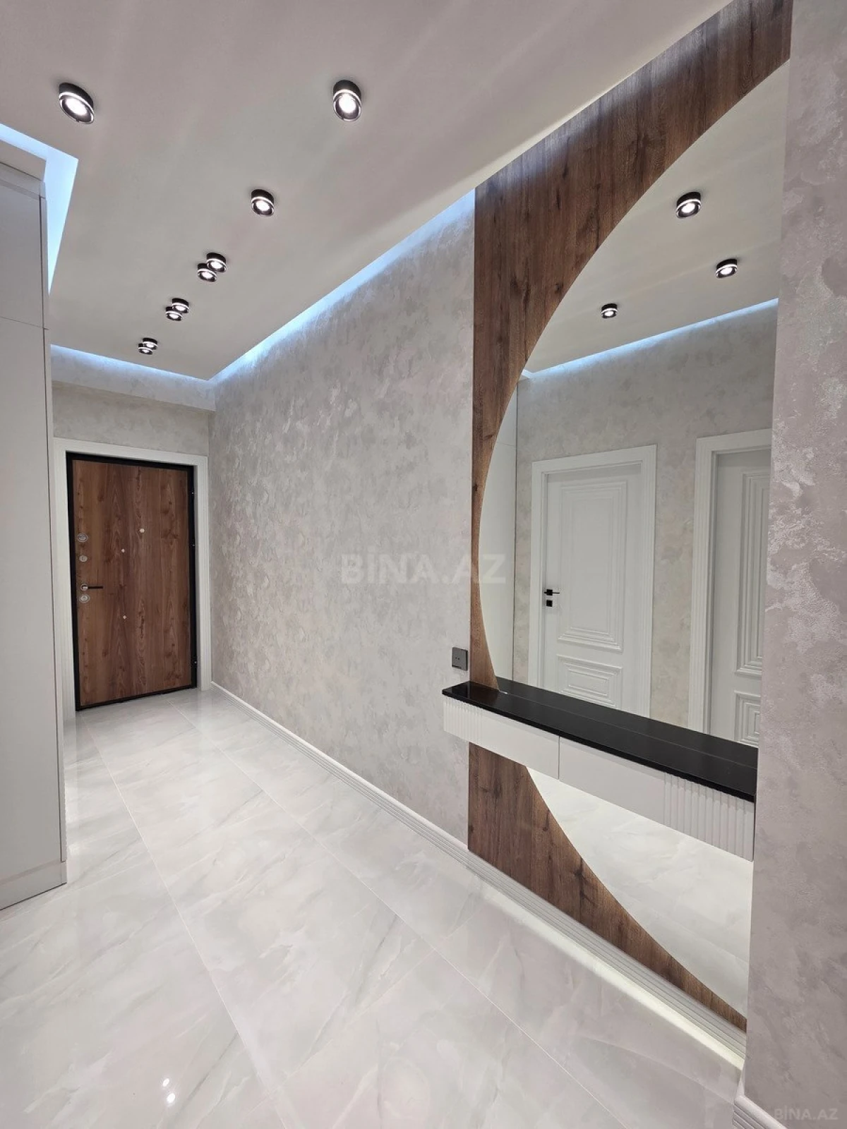 Satılır 2 otaqlı mənzil 55 m²