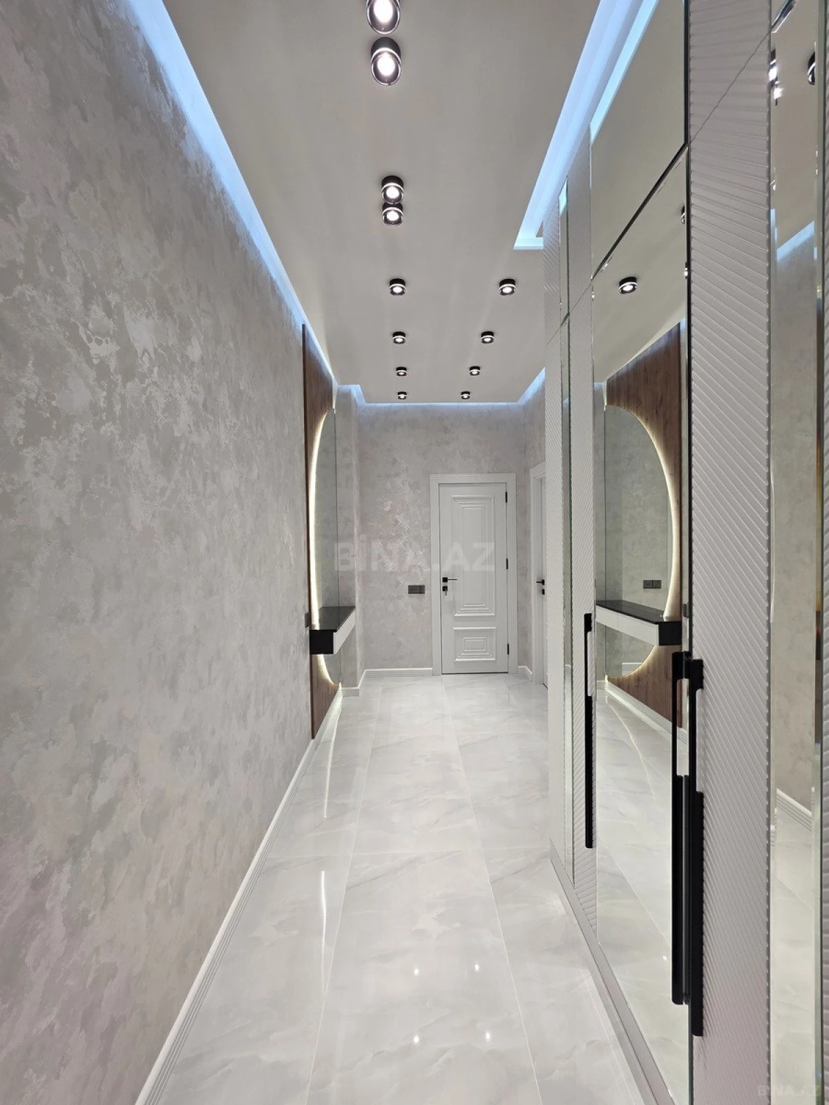 Satılır 2 otaqlı mənzil 55 m²