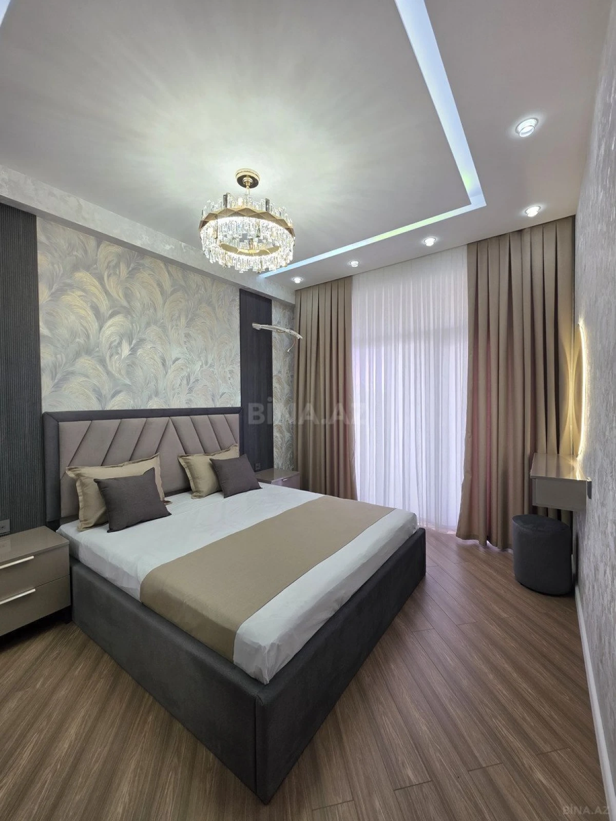 Satılır 2 otaqlı mənzil 55 m²