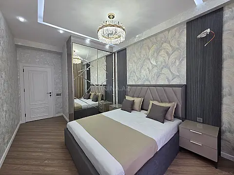 Satılır 2 otaqlı mənzil 55 m²