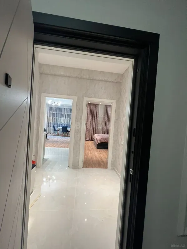Kirayə verilir 2 otaqlı mənzil 65 m²