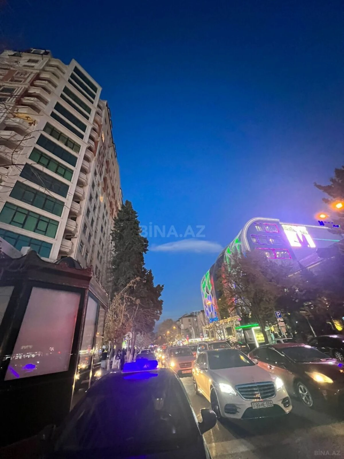 Kirayə verilir 2 otaqlı mənzil 65 m²