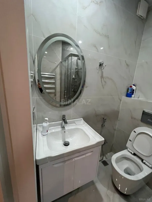 Kirayə verilir 2 otaqlı mənzil 65 m²