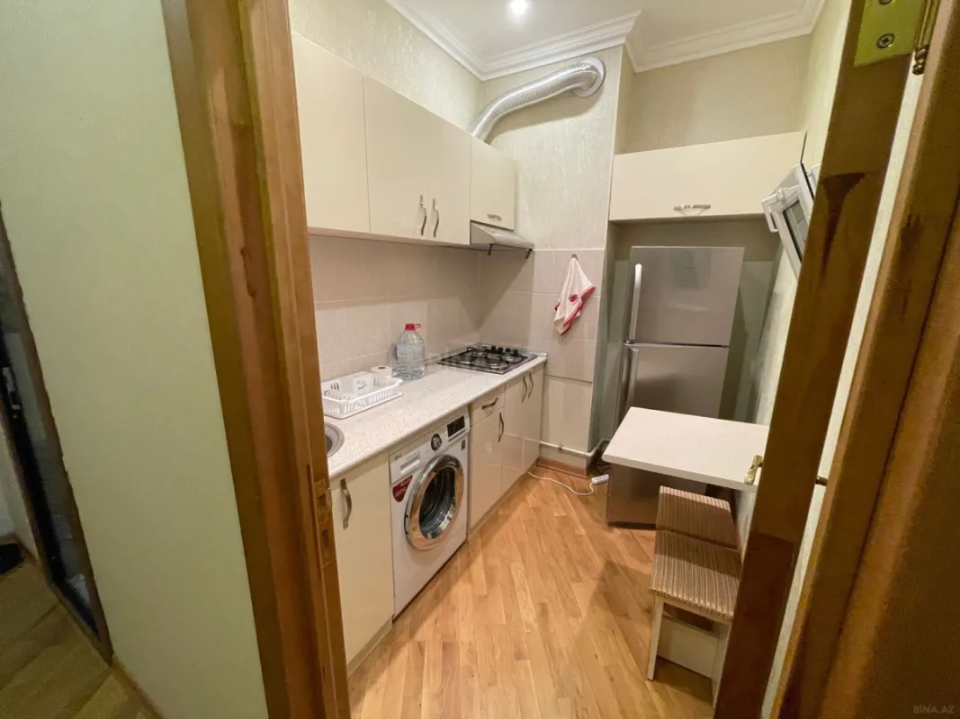 Kirayə verilir 2 otaqlı mənzil 70 m²