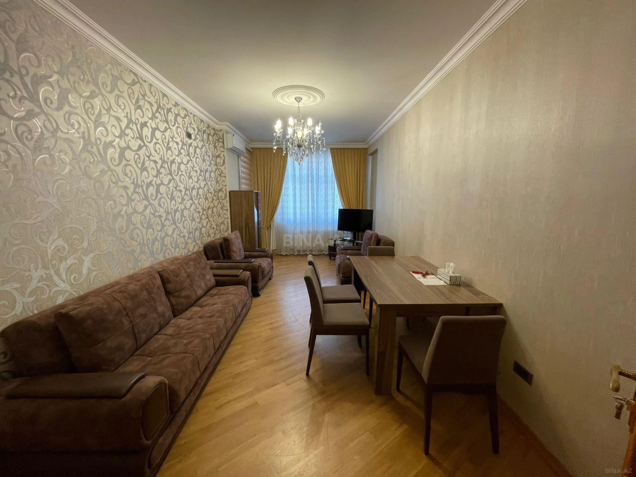 Kirayə verilir 2 otaqlı mənzil 70 m²