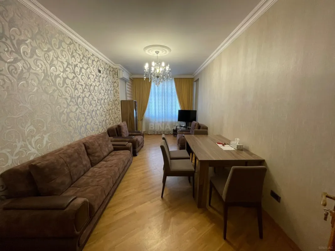 Kirayə verilir 2 otaqlı mənzil 70 m²