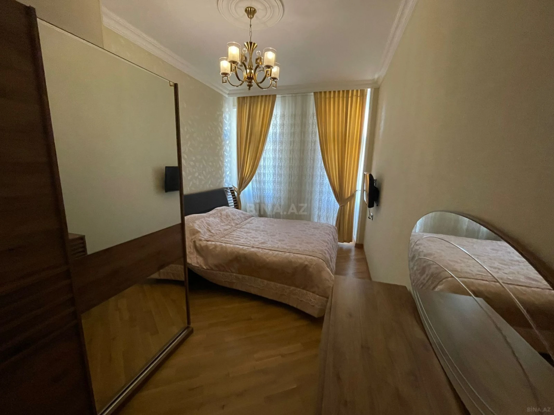 Kirayə verilir 2 otaqlı mənzil 70 m²