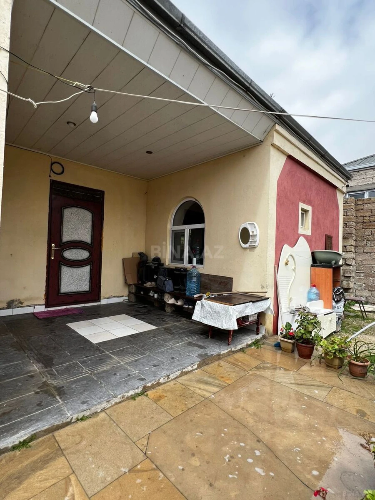 Satılır 4 otaqlı həyət evi 150 m²