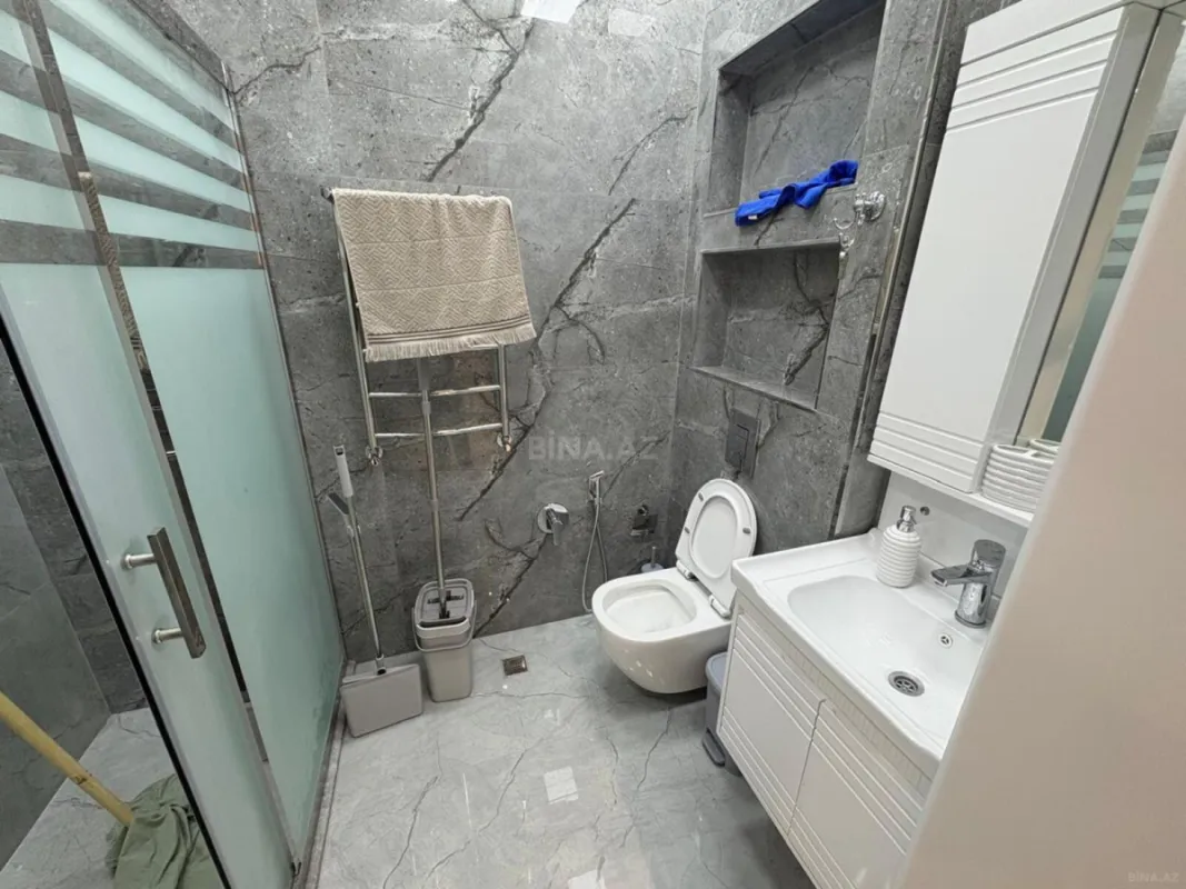 Kirayə verilir 3 otaqlı mənzil 145 m²