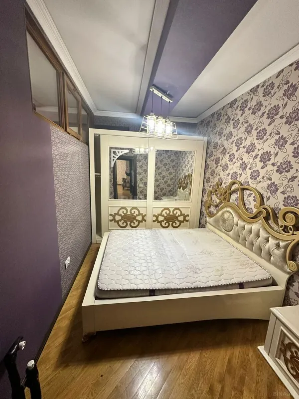 Kirayə verilir 3 otaqlı mənzil 105 m²