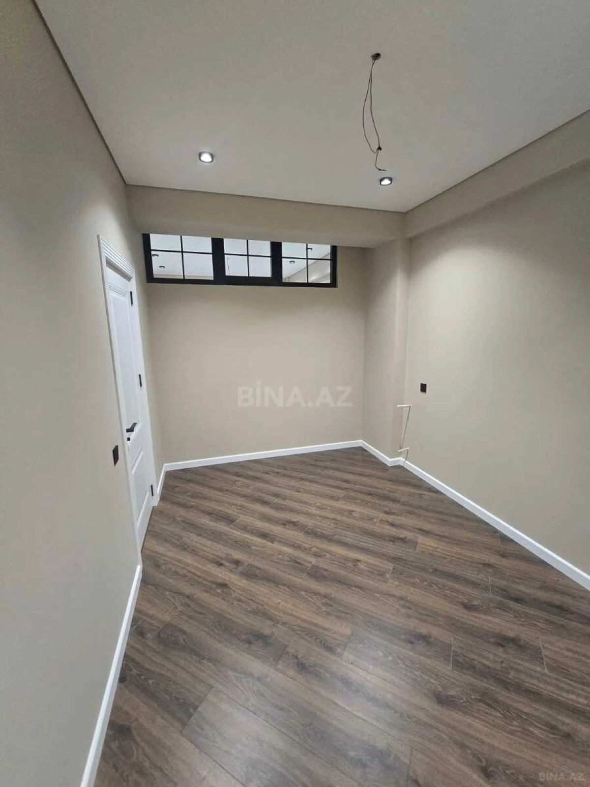 Satılır 2 otaqlı mənzil 62.7 m²