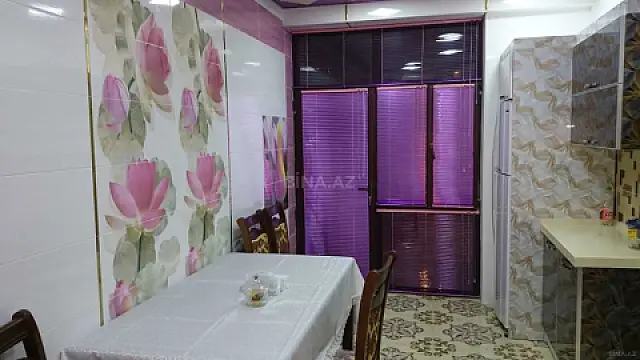 Kirayə verilir 2 otaqlı mənzil 94 m²