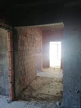 Satılır 3 otaqlı mənzil 137 m²