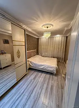 Satılır 4 otaqlı mənzil 80 m²