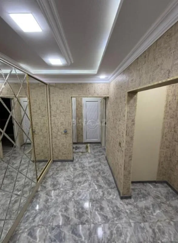 Satılır 4 otaqlı mənzil 80 m²