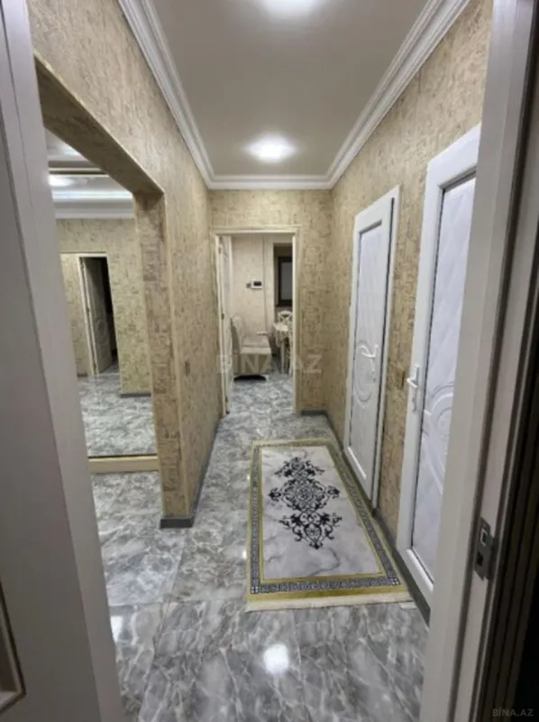 Satılır 4 otaqlı mənzil 80 m²