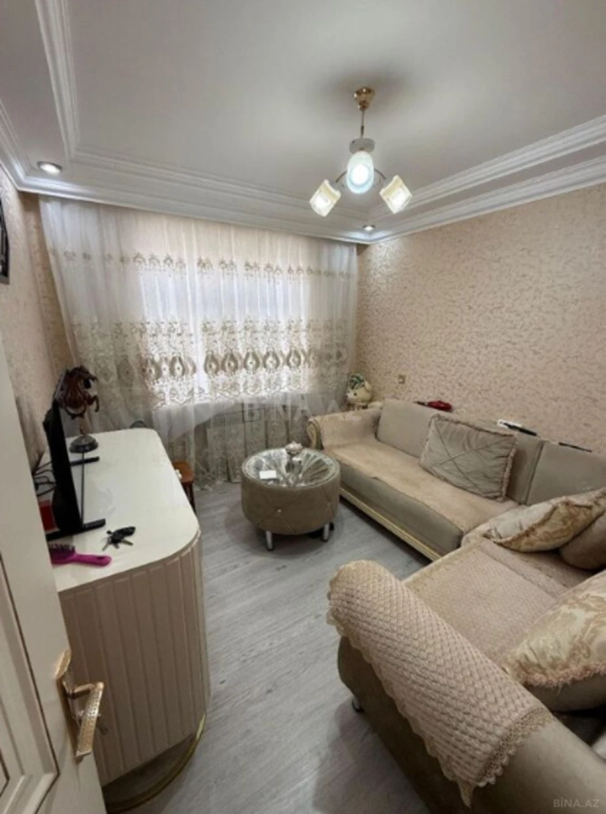 Satılır 4 otaqlı mənzil 80 m²