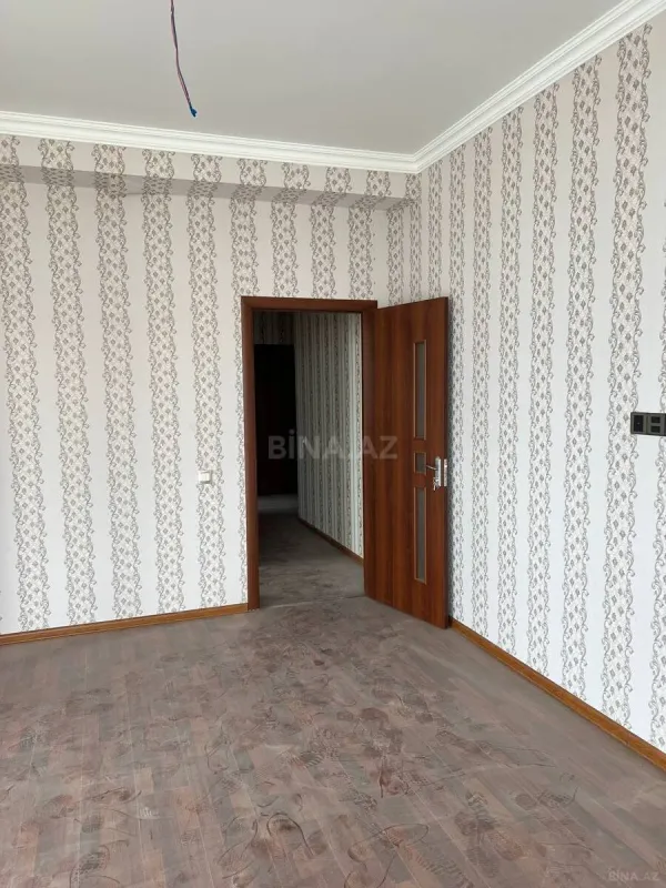Satılır 2 otaqlı mənzil 104 m²