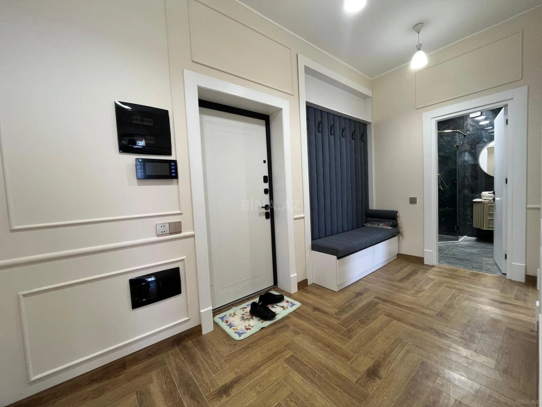 Kirayə verilir 3 otaqlı mənzil 120 m²