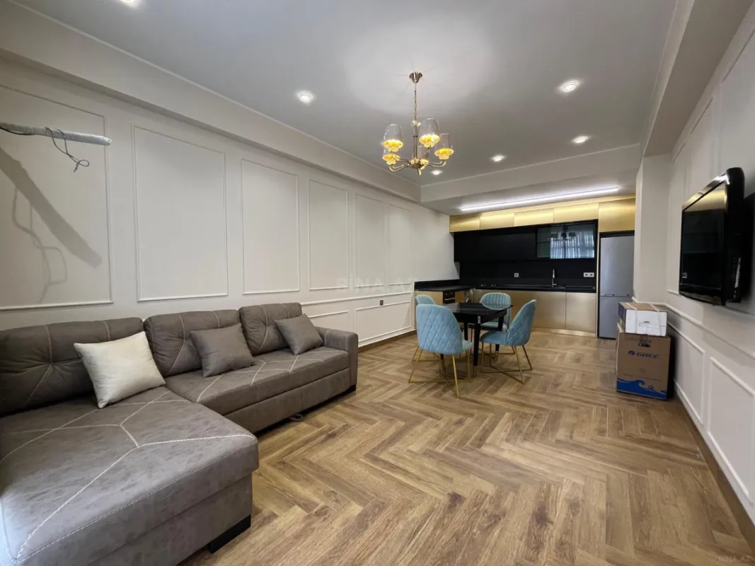 Kirayə verilir 3 otaqlı mənzil 120 m²