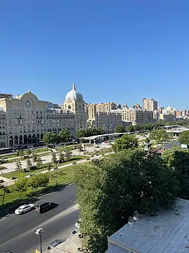 Satılır 4 otaqlı mənzil 247 m² — Bakı, Nizami 4 otaq 247.00 m²