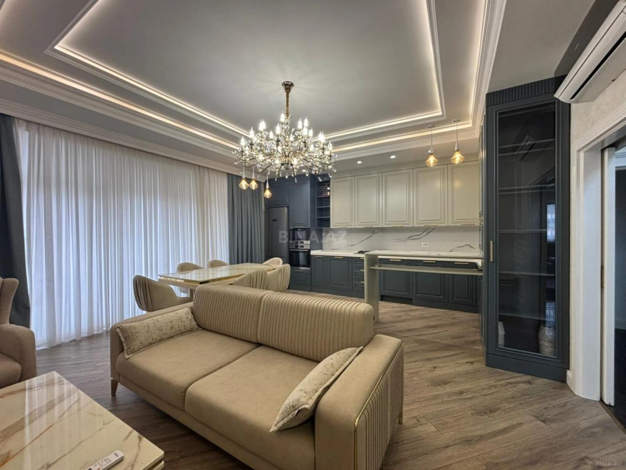 Kirayə verilir 3 otaqlı mənzil 120 m²