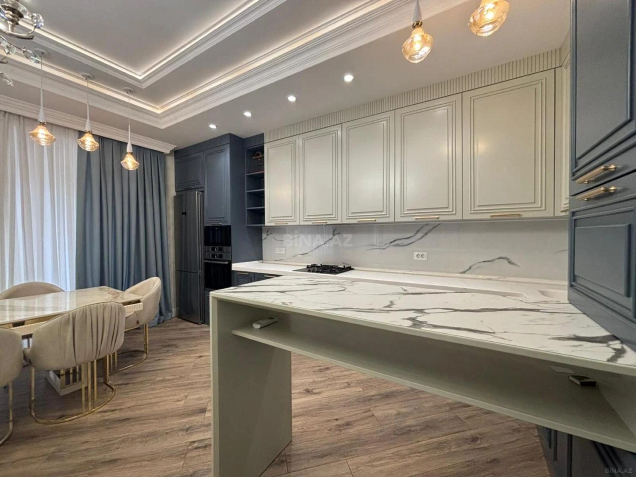 Kirayə verilir 3 otaqlı mənzil 120 m²