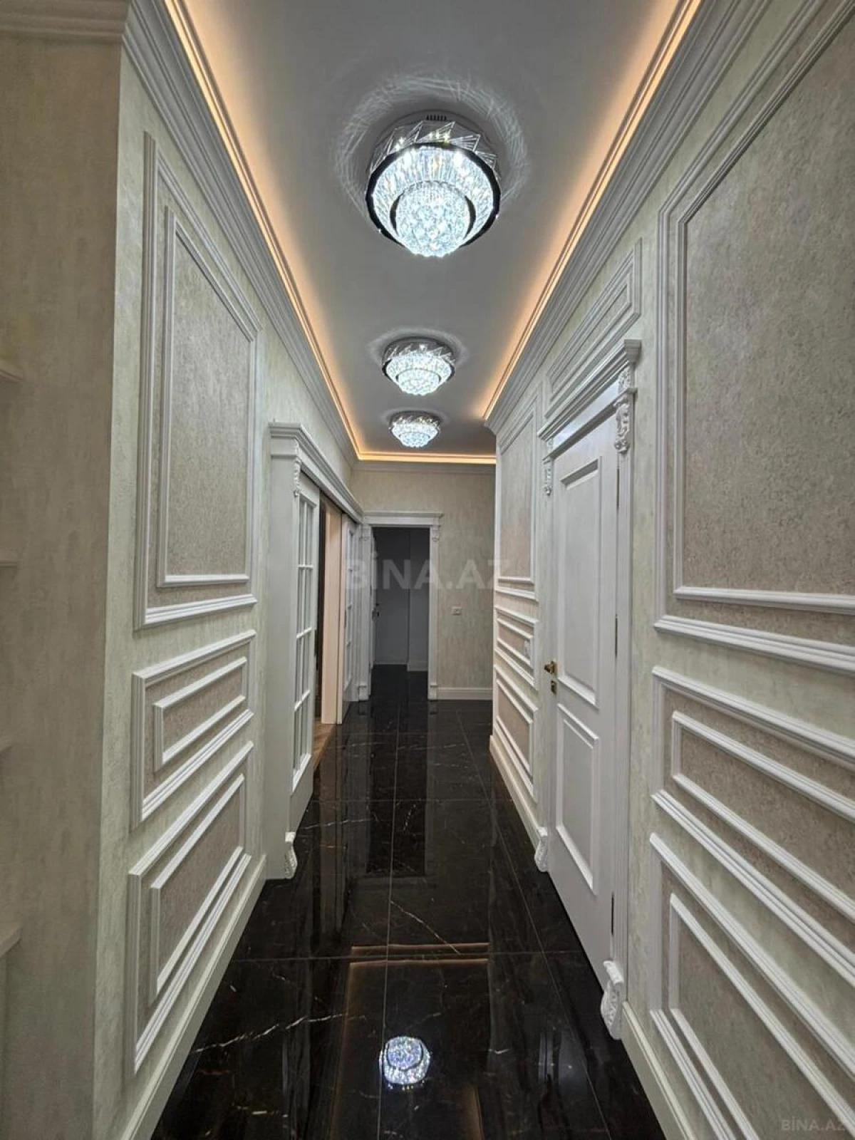 Kirayə verilir 3 otaqlı mənzil 120 m²