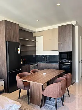 Satılır 1 otaqlı mənzil 57 m²
