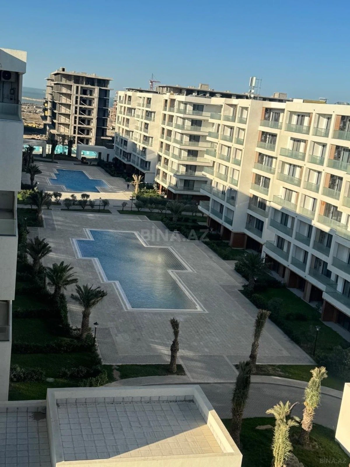 Satılır 1 otaqlı mənzil 57 m²
